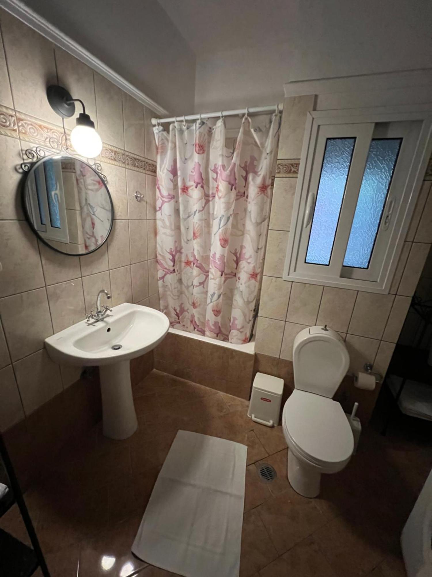Niki Apartment 80 M2 In Gribovo Nafpaktos Eksteriør billede